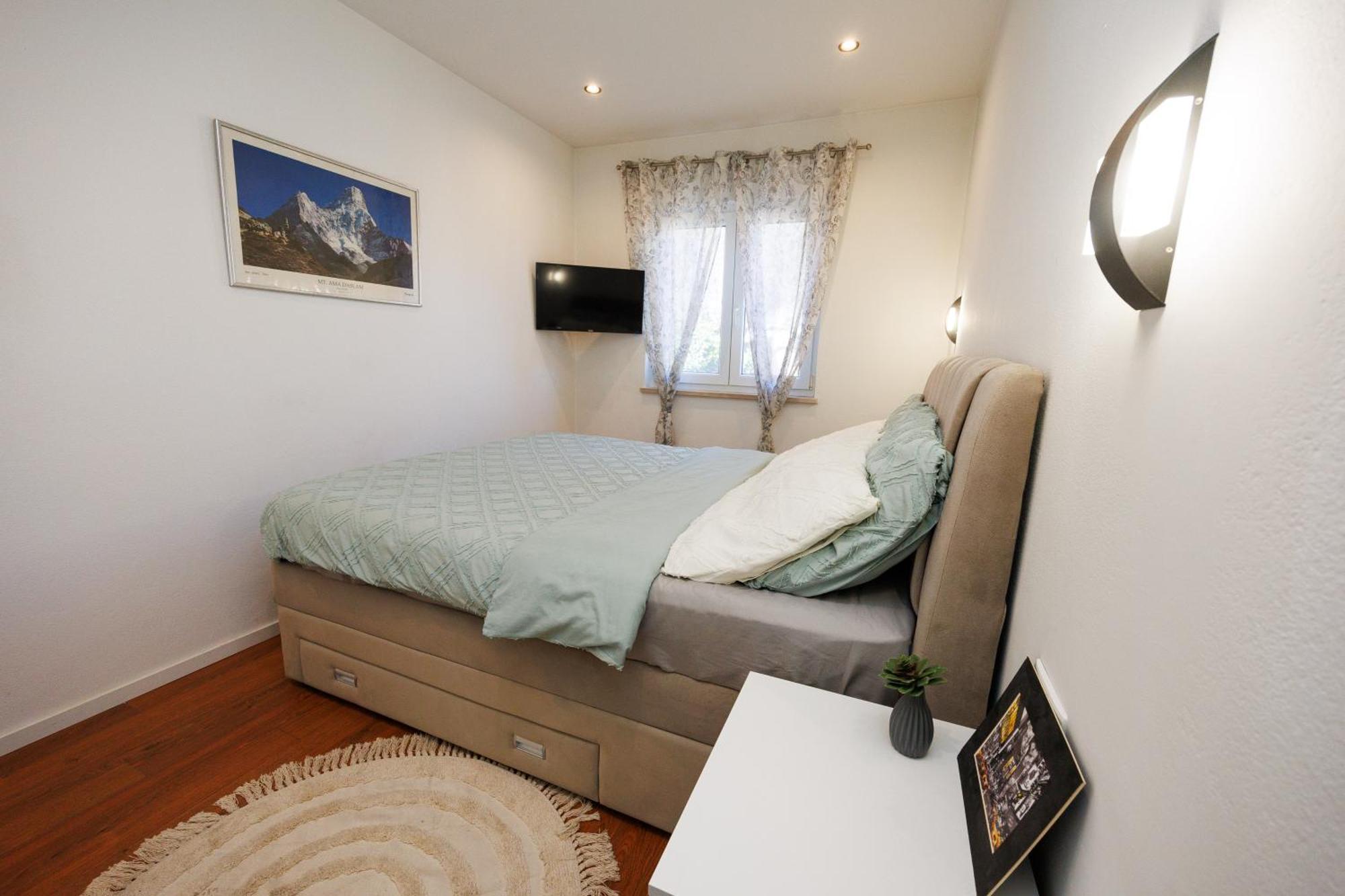 Apartment Nikoleto Zadar Bagian luar foto